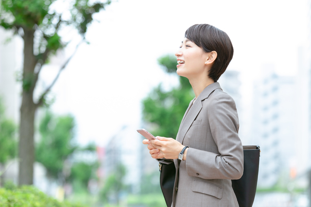 女性経営者の悩み相談・花読み・カウンセリングでは届かない心の声を導き悩みを解決に導く　大阪だけでなくオンラインでも